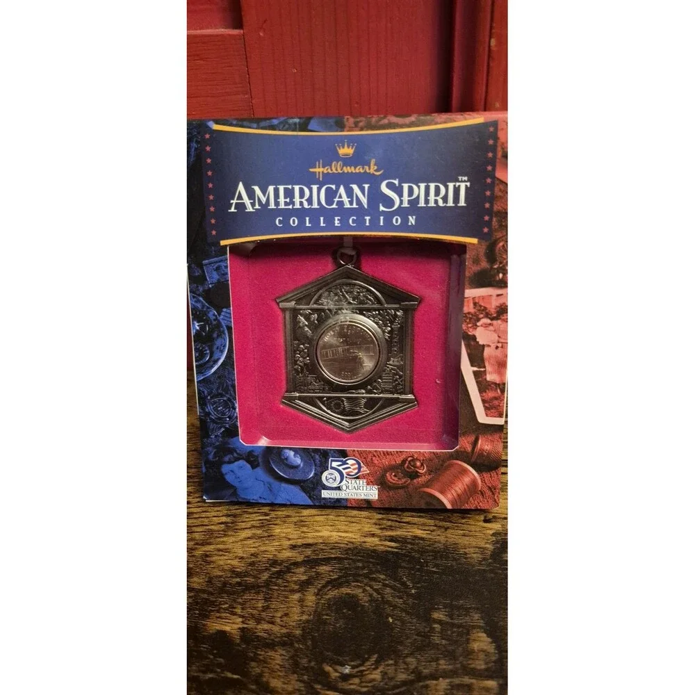 New North Carolina Quarter 2001 Ornament Hallmark American Spirit Collection